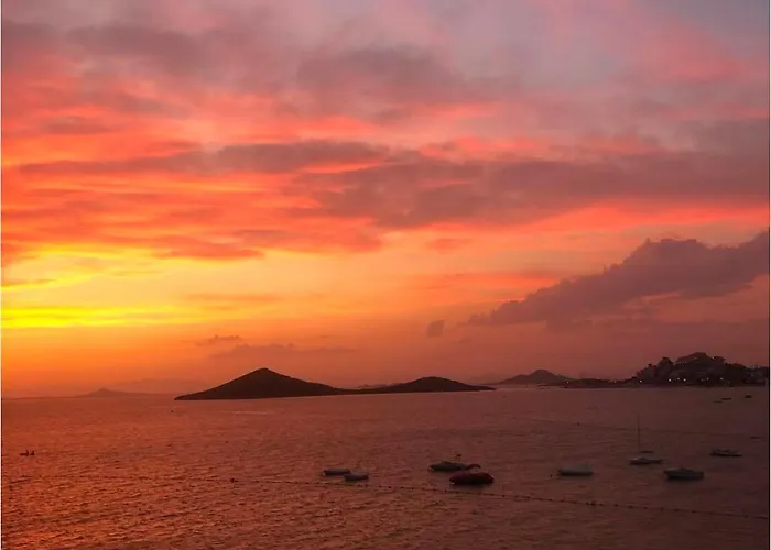 Con Vistas Al Mar Y Atardeceres 아파트 *